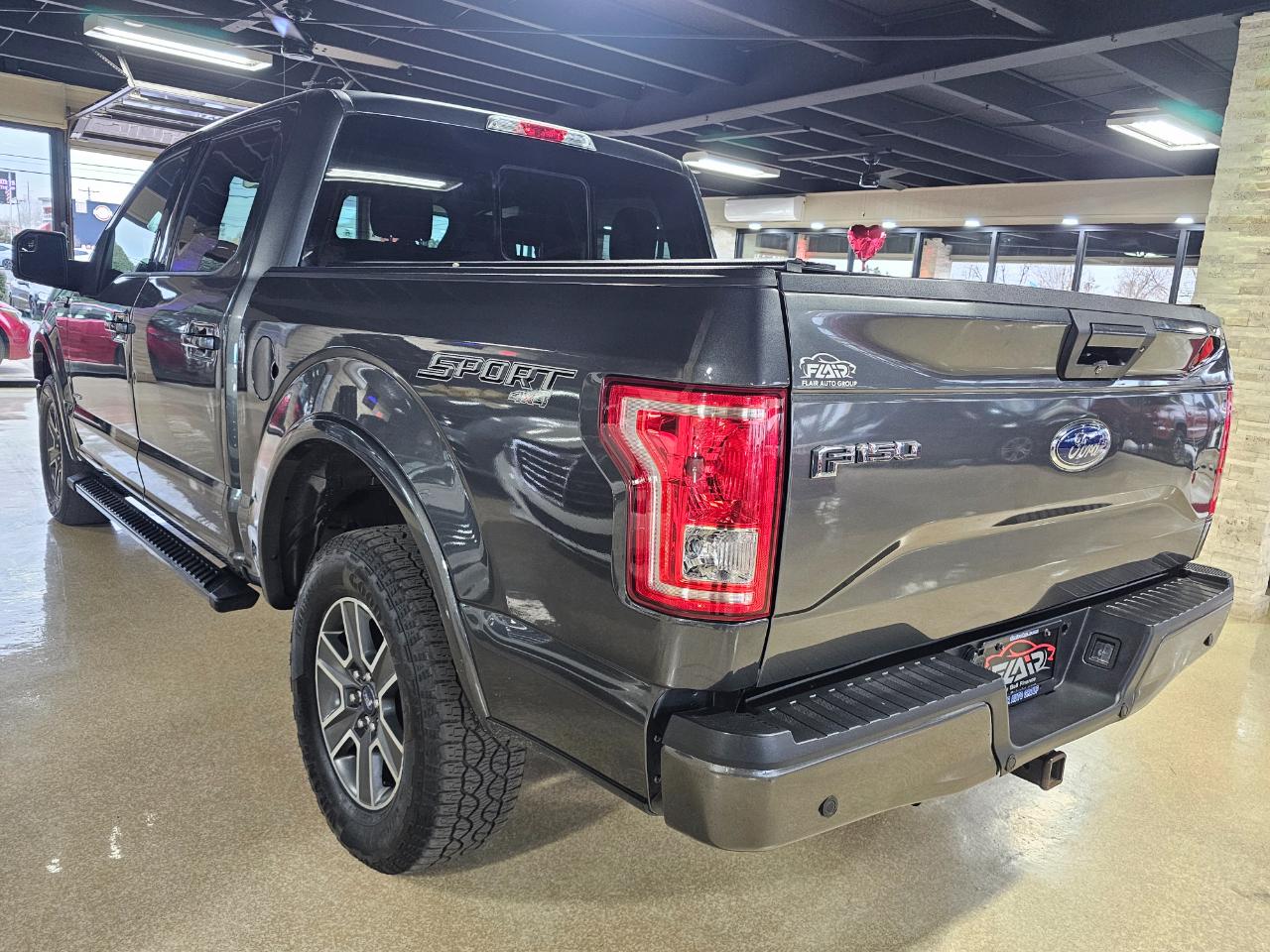 Ford F-150 4WD SuperCrew 145" XLT 2016