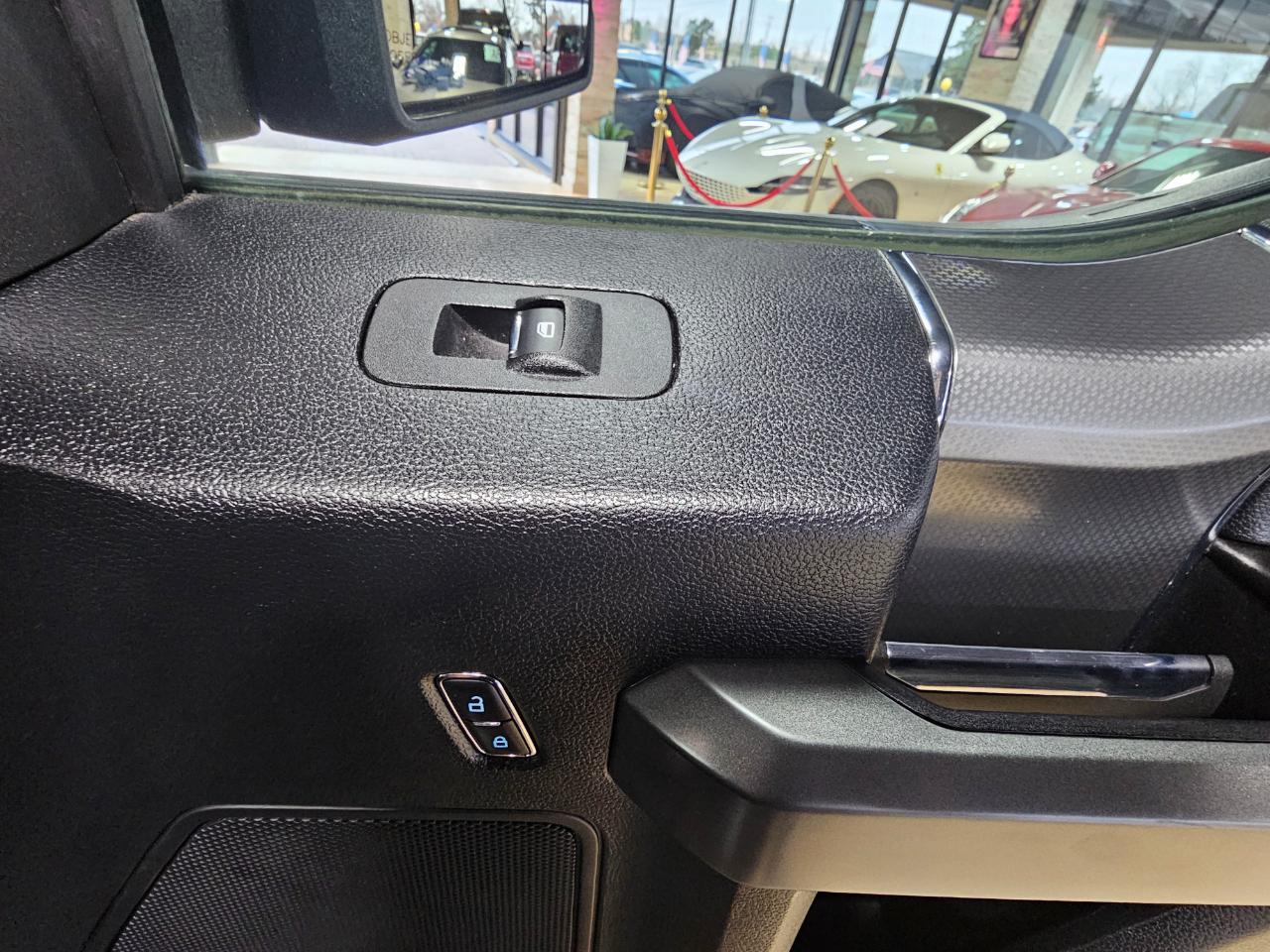 Ford F-150 4WD SuperCrew 145" XLT 2016