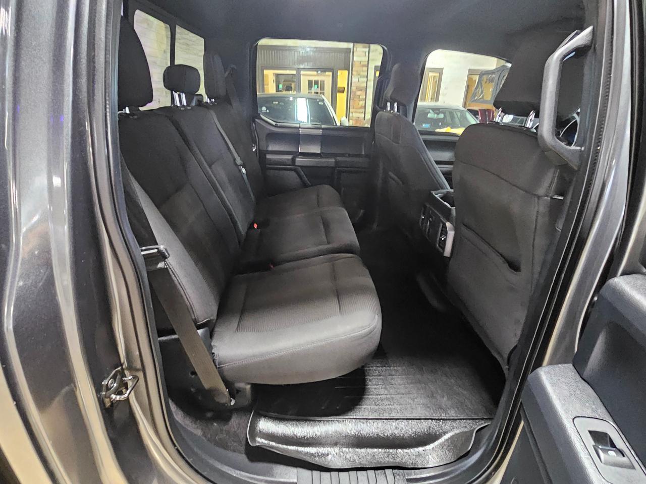 Ford F-150 4WD SuperCrew 145" XLT 2016