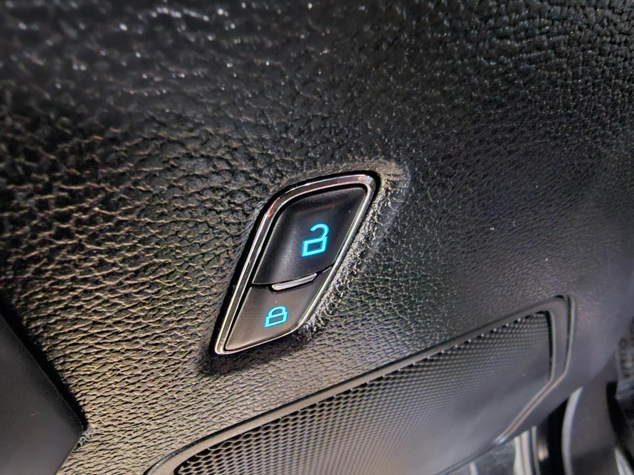 Ford F-150 4WD SuperCrew 145" XLT 2016