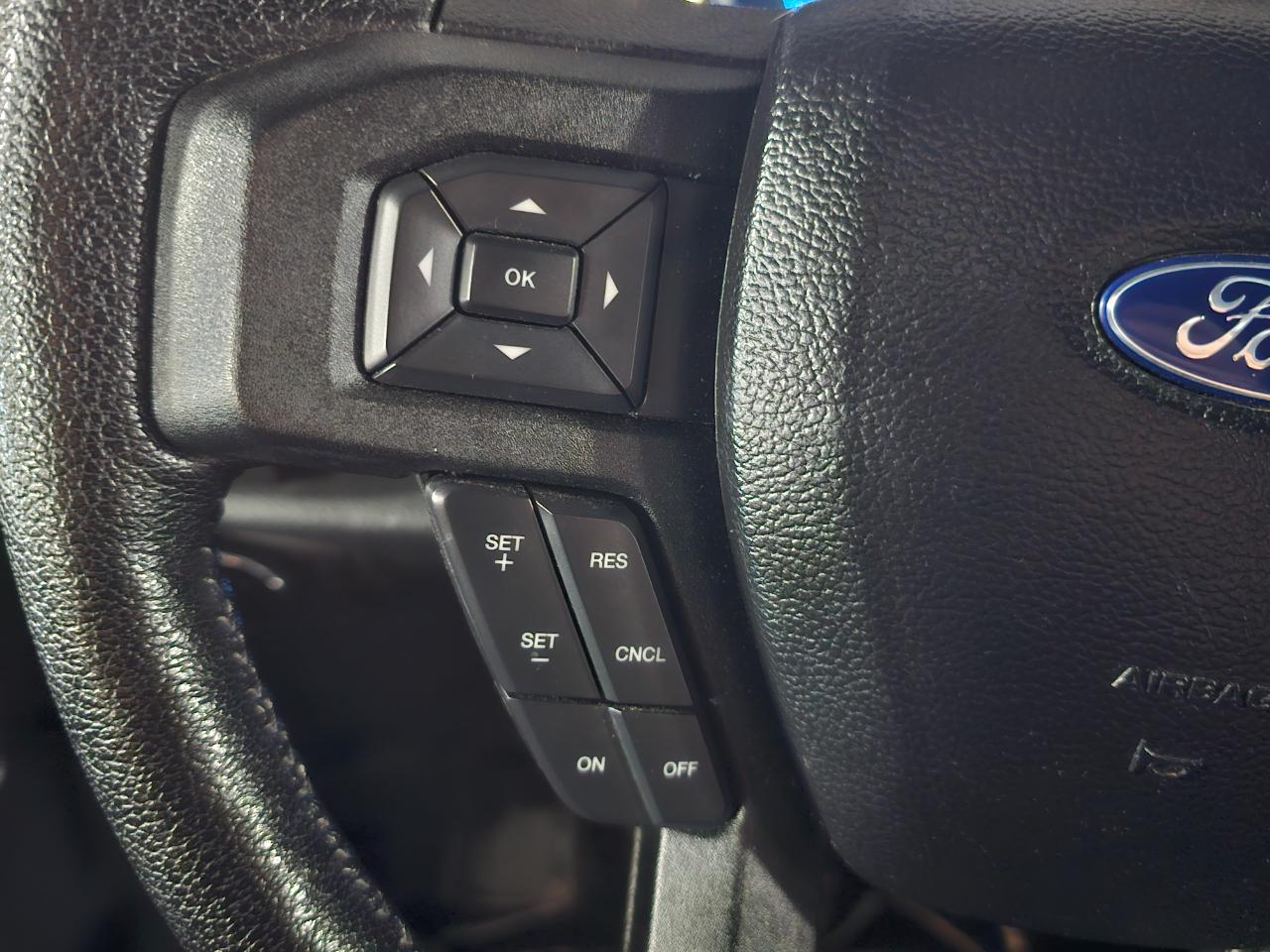 Ford F-150 4WD SuperCrew 145" XLT 2016