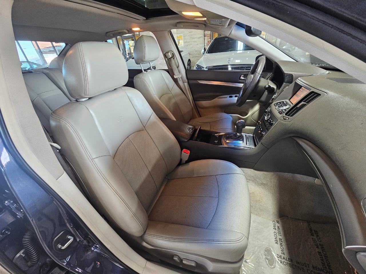 Infiniti G37 Sedan 4dr Journey RWD 2010