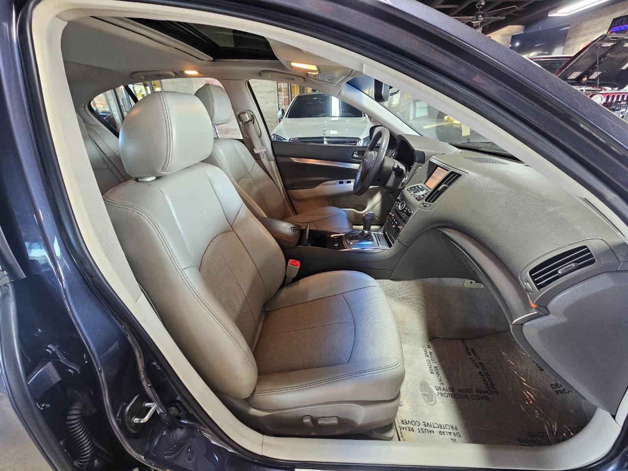 Infiniti G37 Sedan 4dr Journey RWD 2010