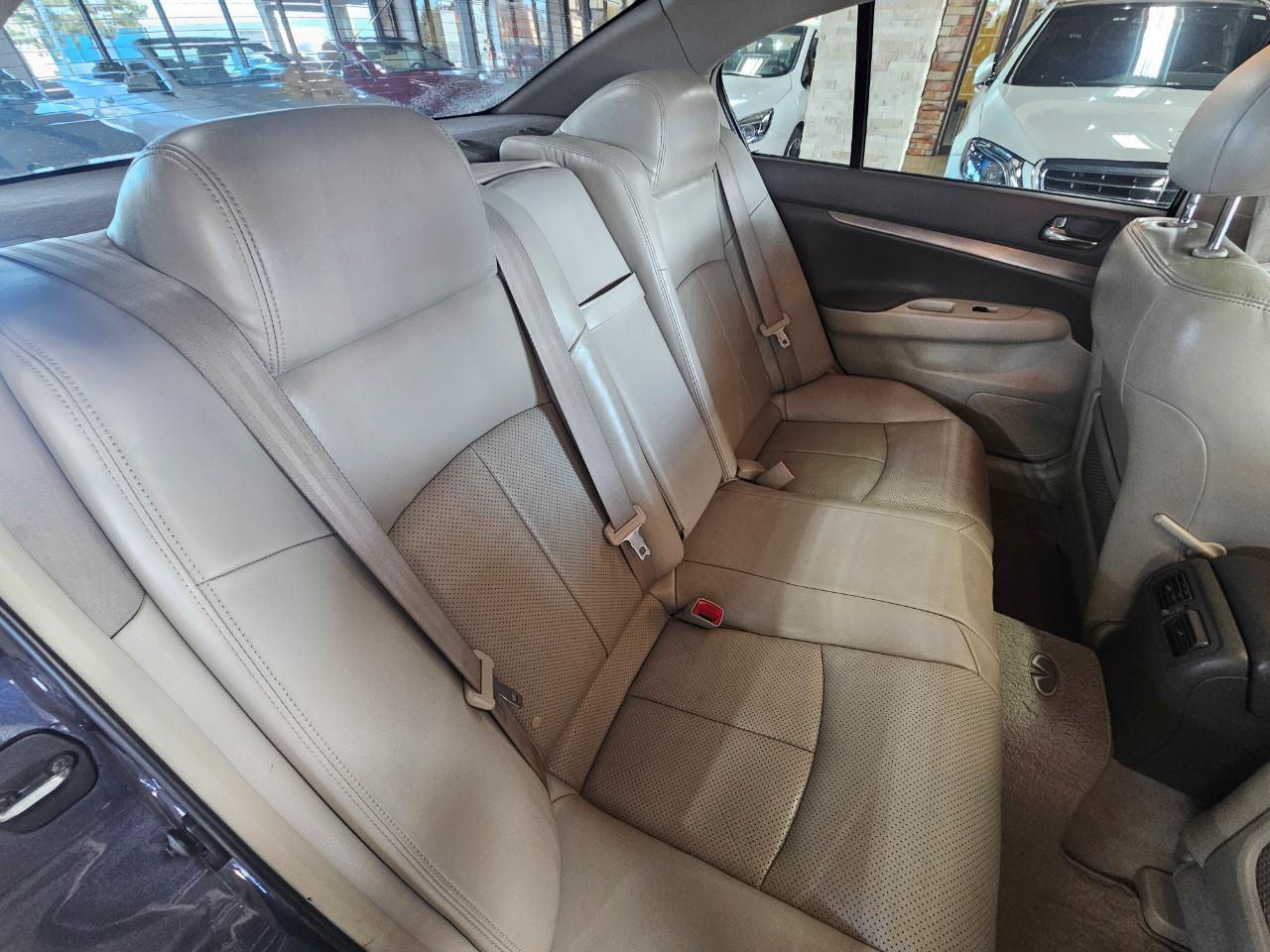 Infiniti G37 Sedan 4dr Journey RWD 2010