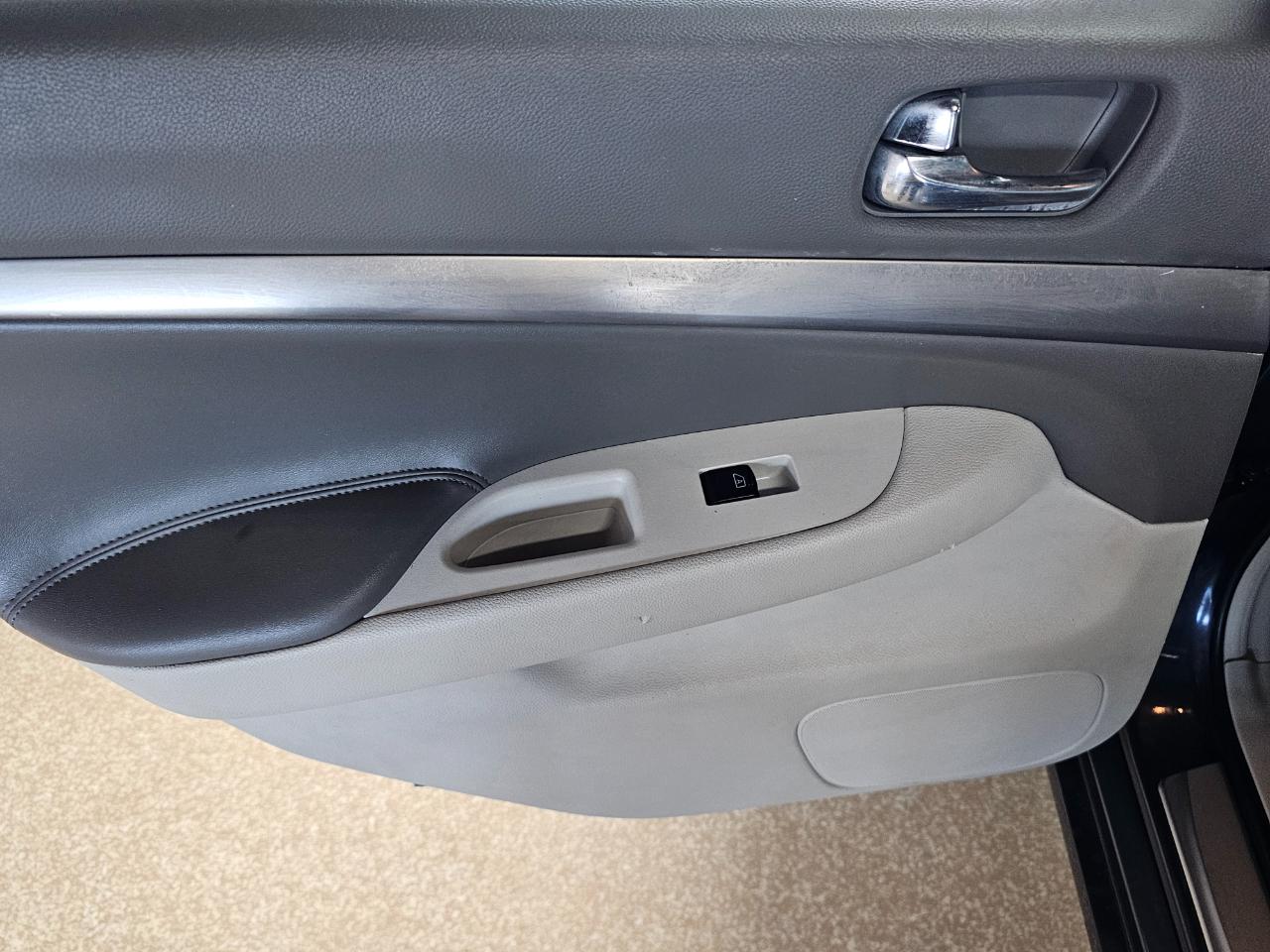 Infiniti G37 Sedan 4dr Journey RWD 2010