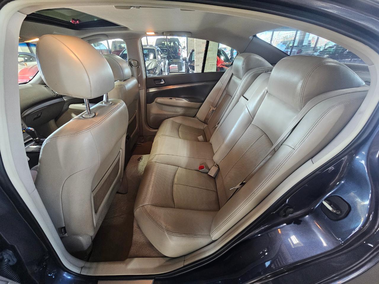 Infiniti G37 Sedan 4dr Journey RWD 2010