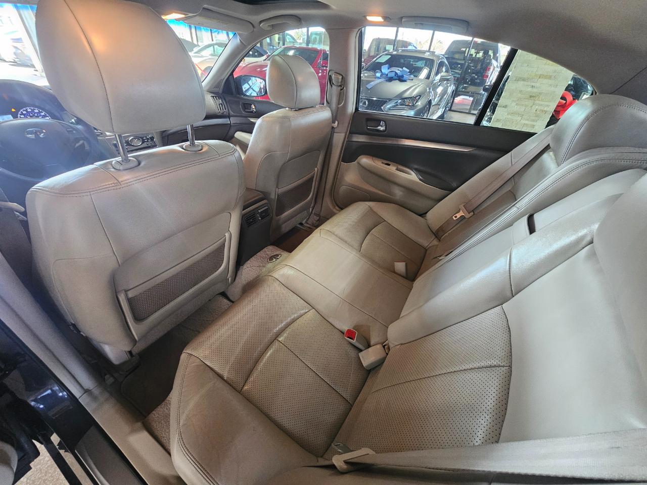 Infiniti G37 Sedan 4dr Journey RWD 2010