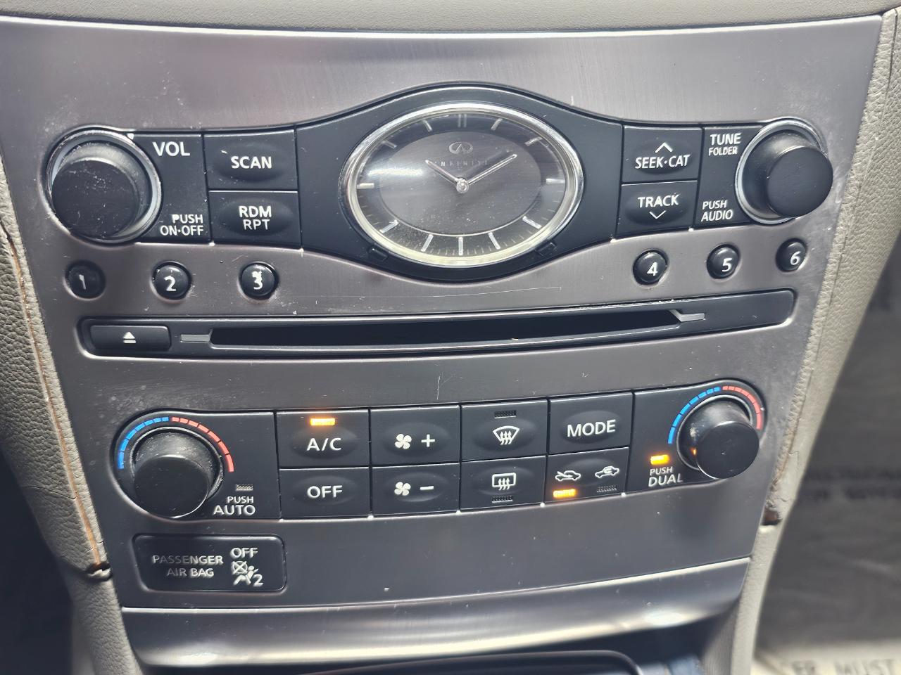 Infiniti G37 Sedan 4dr Journey RWD 2010