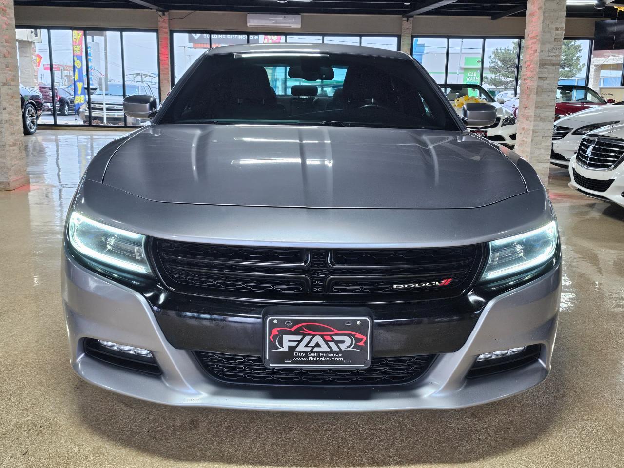 Dodge Charger 4dr Sdn SXT RWD 2016