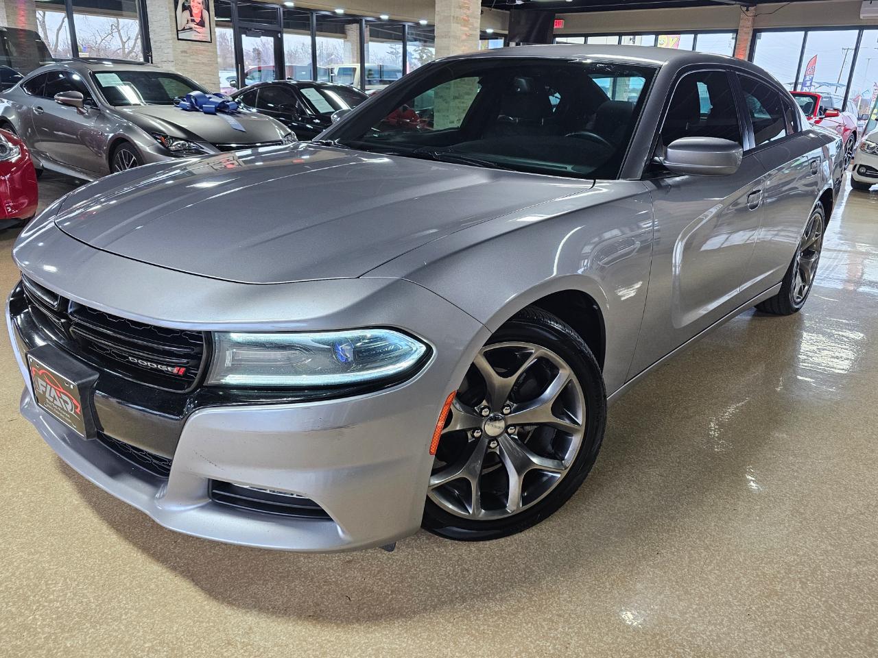 Dodge Charger 4dr Sdn SXT RWD 2016
