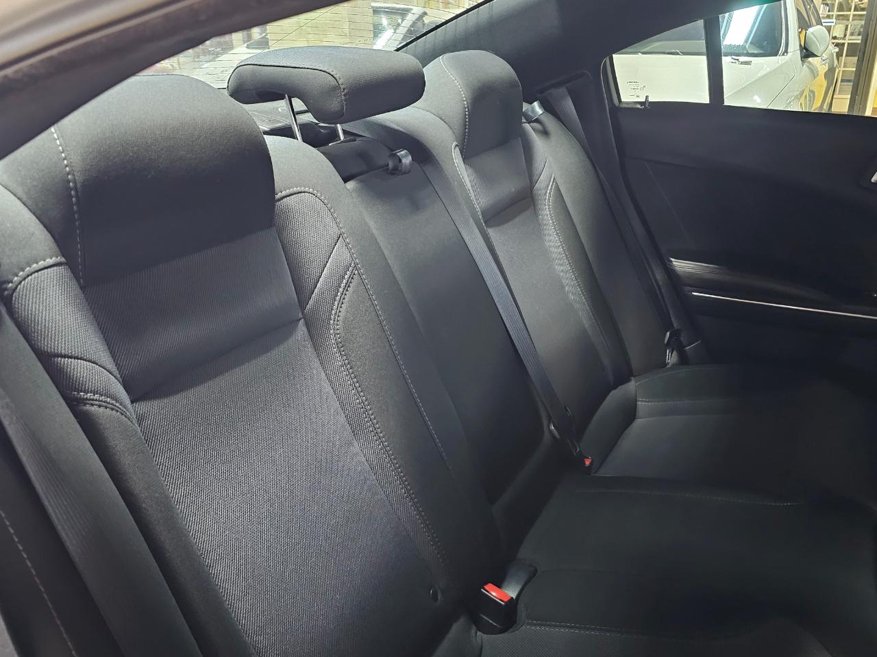 Dodge Charger 4dr Sdn SXT RWD 2016