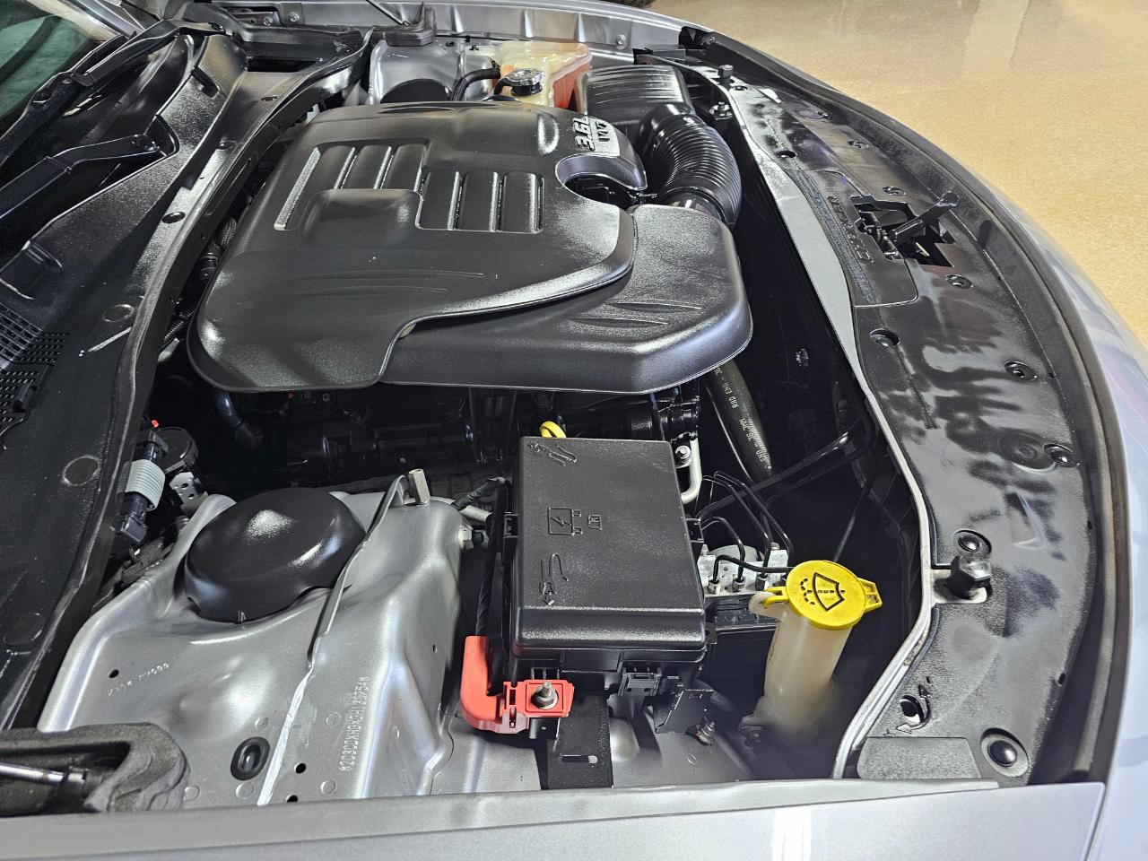 Dodge Charger 4dr Sdn SXT RWD 2016