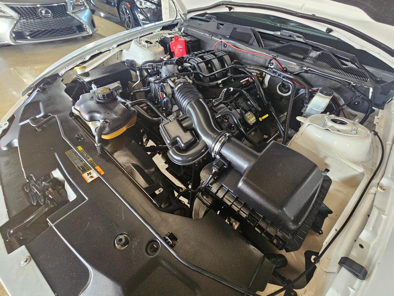 Ford Mustang 2dr Cpe V6 Premium 2012