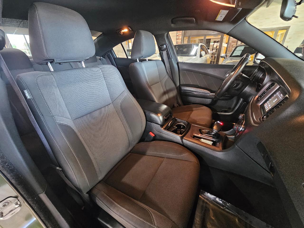 Dodge Charger SXT RWD 2019