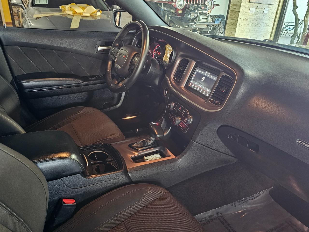 Dodge Charger SXT RWD 2019