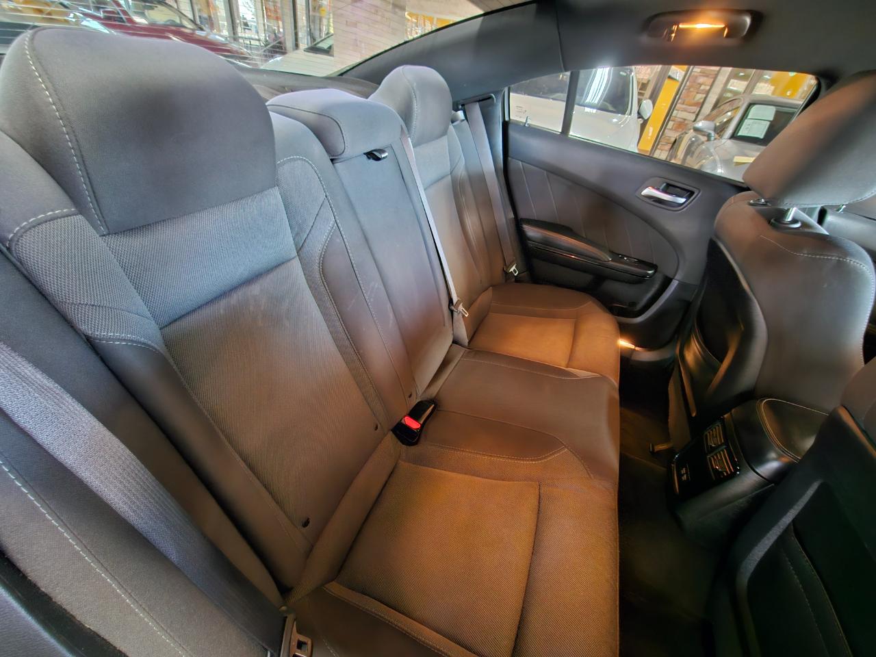 Dodge Charger SXT RWD 2019