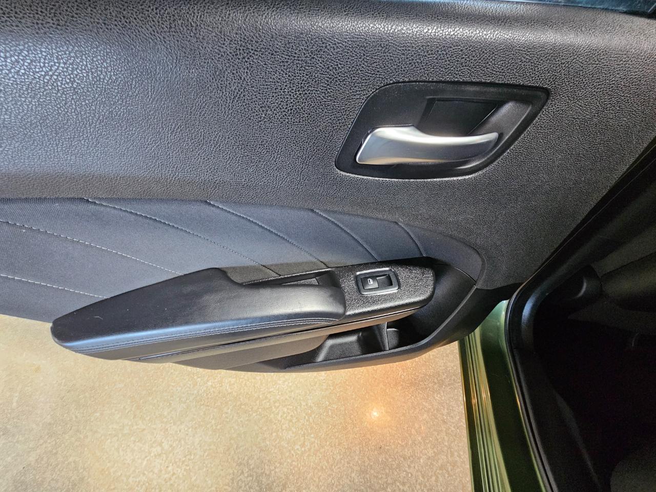 Dodge Charger SXT RWD 2019