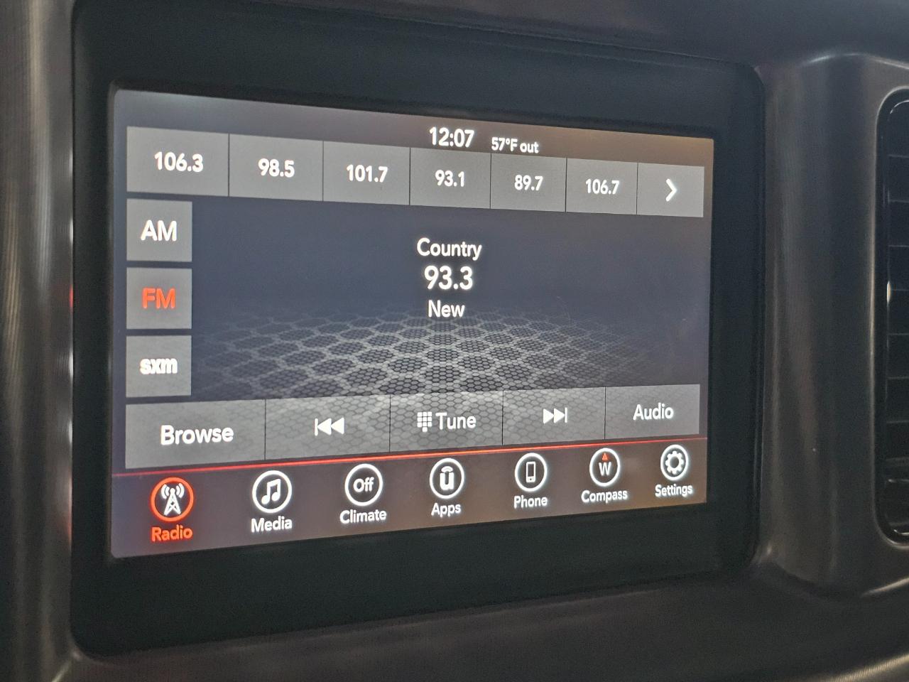 Dodge Charger SXT RWD 2019