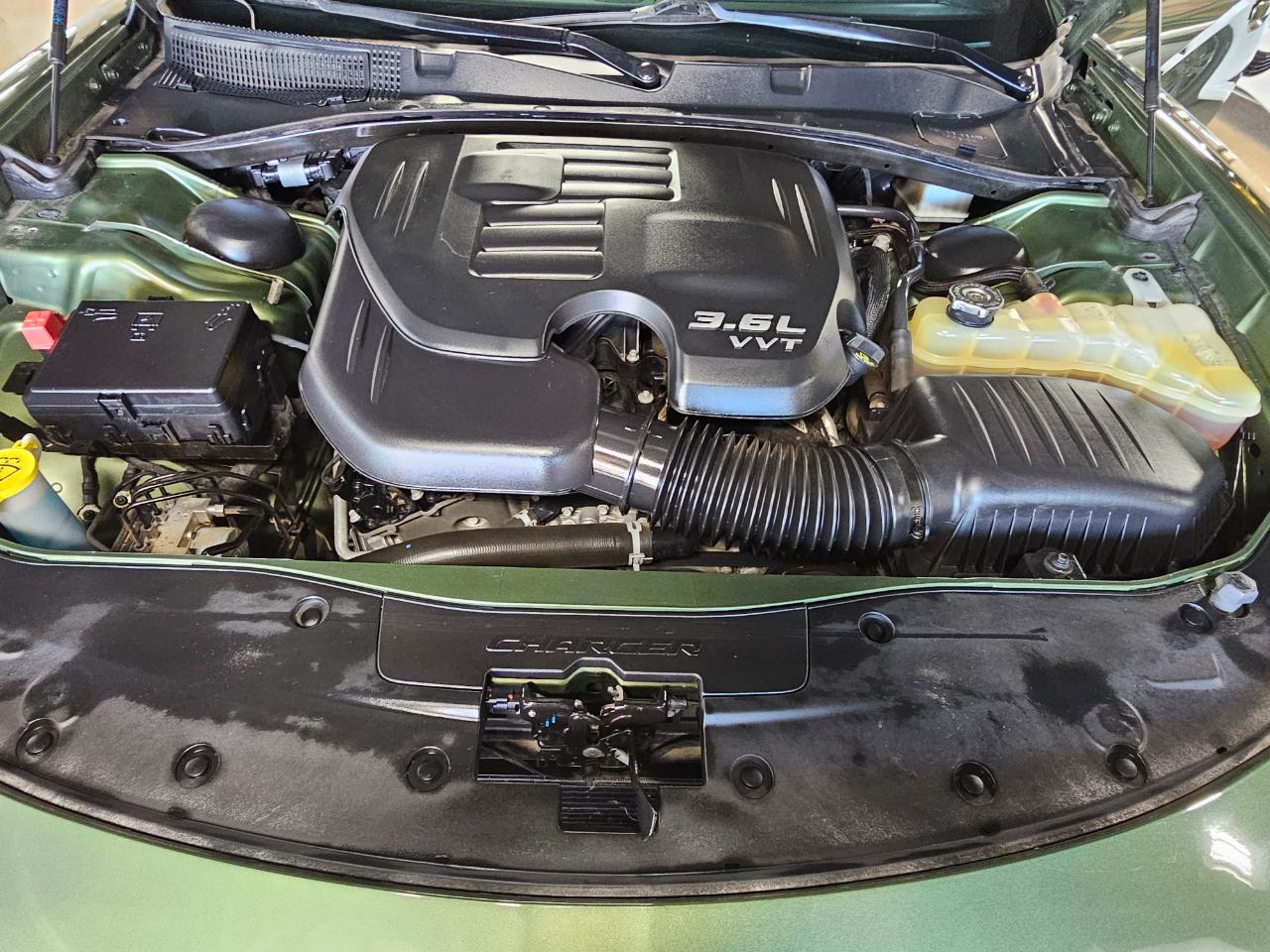 Dodge Charger SXT RWD 2019