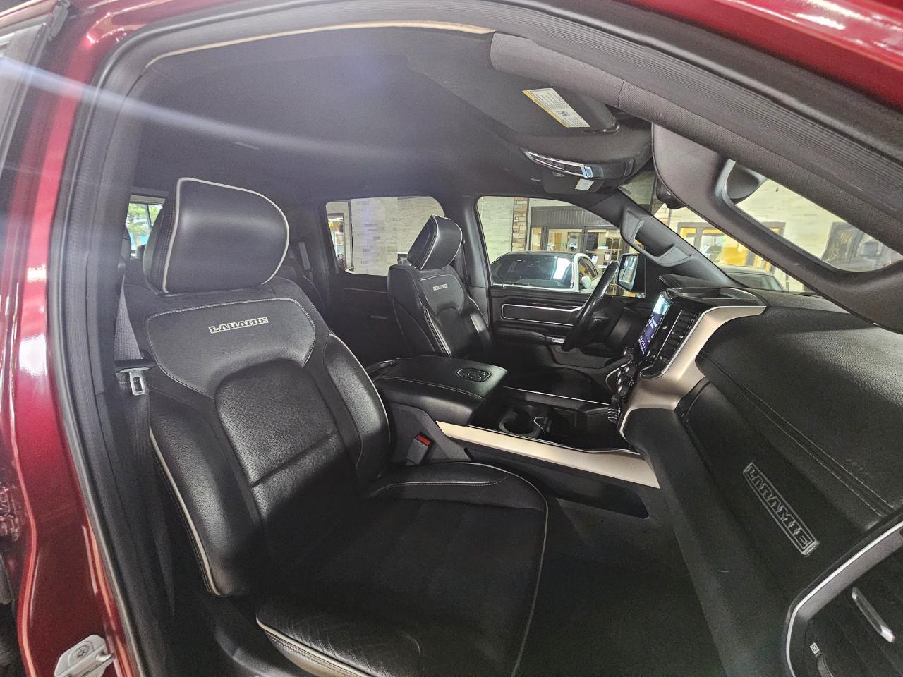 RAM 1500 Laramie 4x4 Crew Cab 5'7" Box 2019