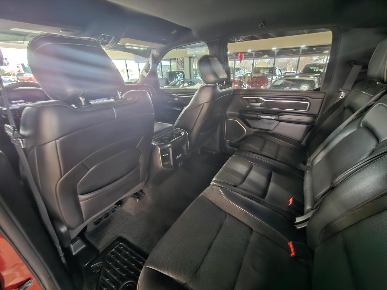 RAM 1500 Laramie 4x4 Crew Cab 5'7" Box 2019