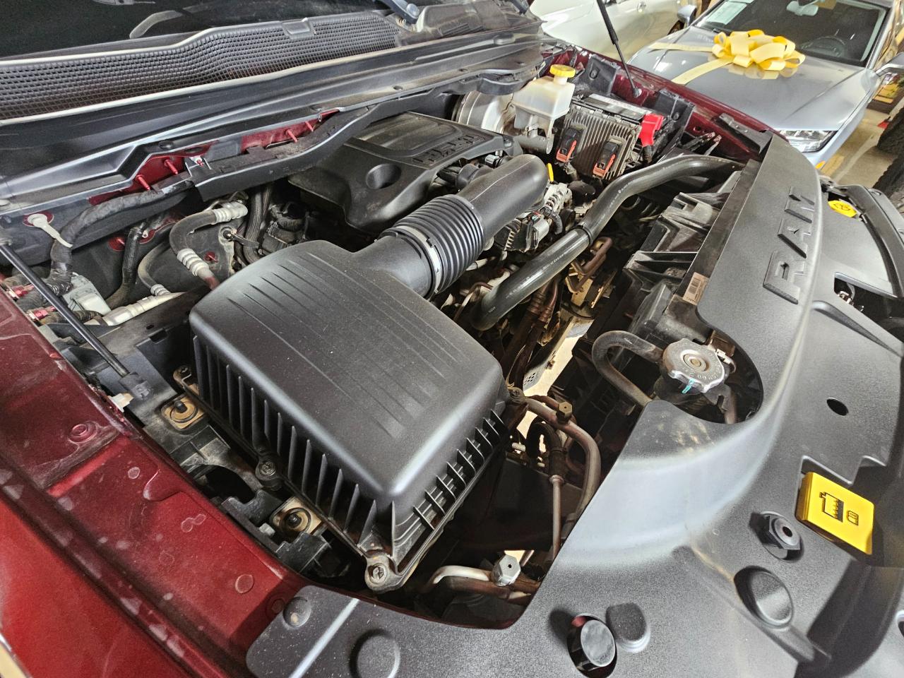 RAM 1500 Laramie 4x4 Crew Cab 5'7" Box 2019