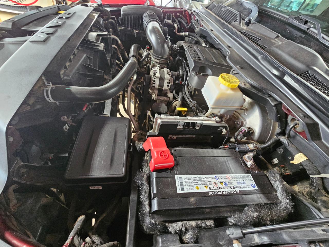 RAM 1500 Laramie 4x4 Crew Cab 5'7" Box 2019