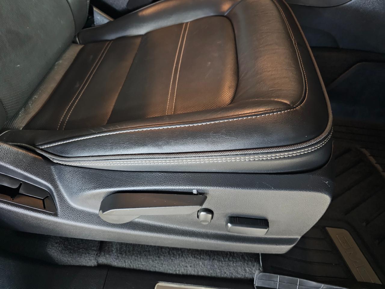 GMC Canyon 4WD Crew Cab 128.3" Denali 2019