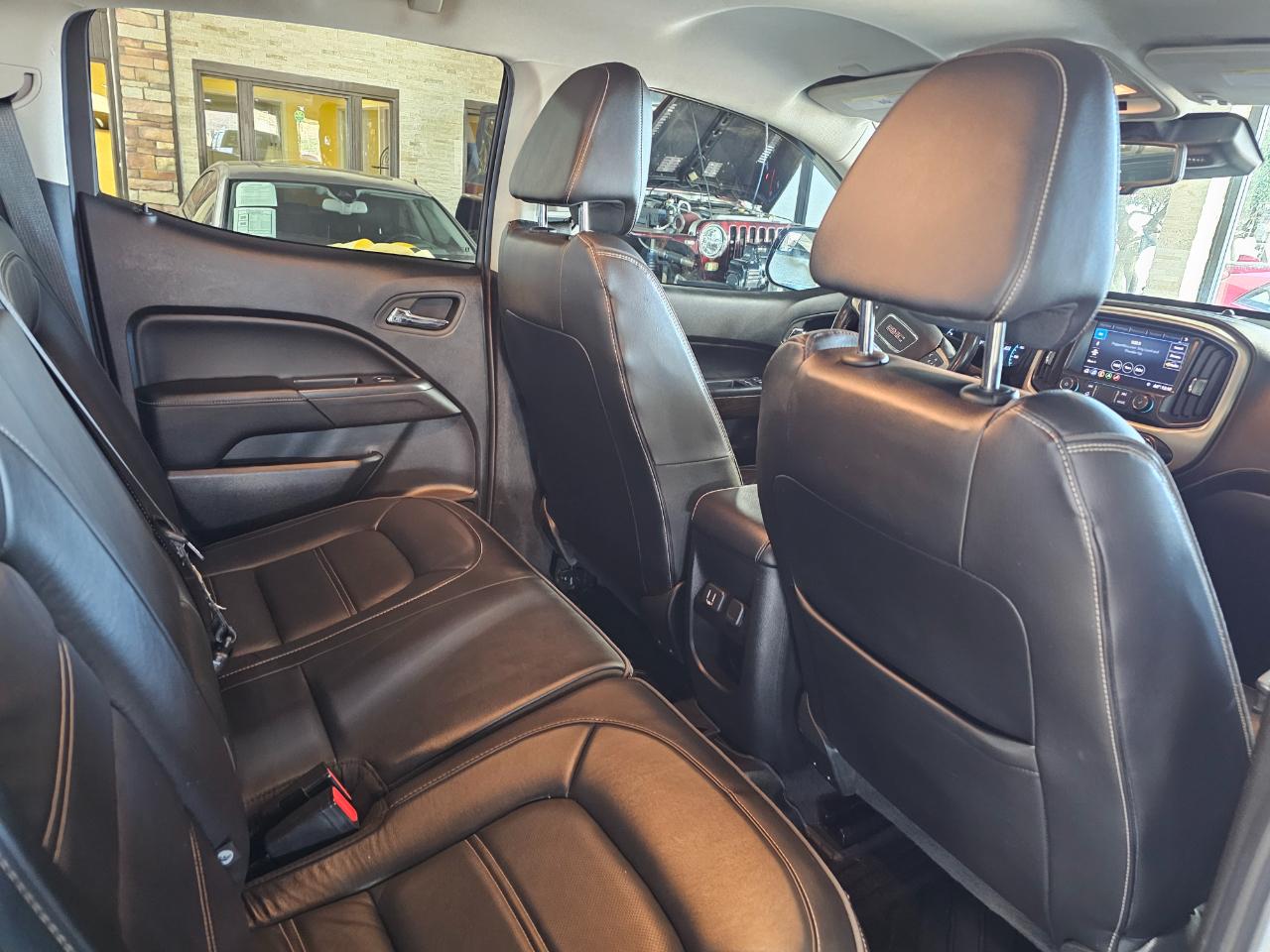 GMC Canyon 4WD Crew Cab 128.3" Denali 2019