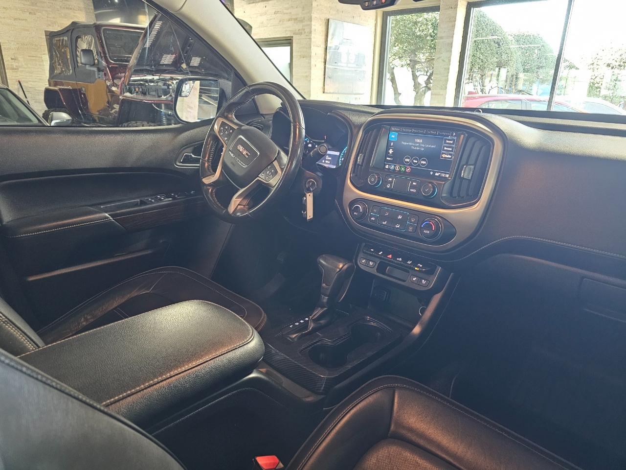 GMC Canyon 4WD Crew Cab 128.3" Denali 2019