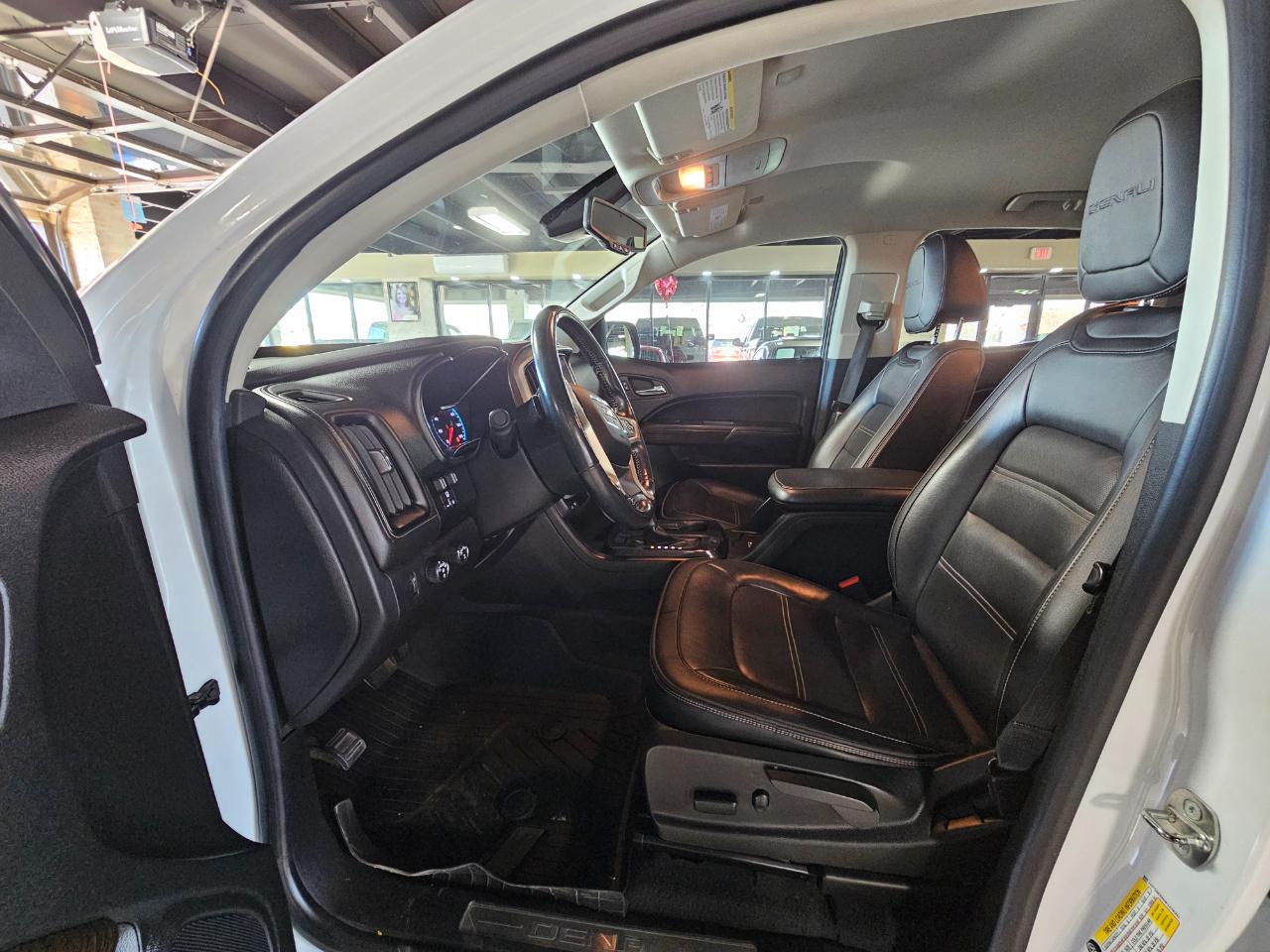 GMC Canyon 4WD Crew Cab 128.3" Denali 2019