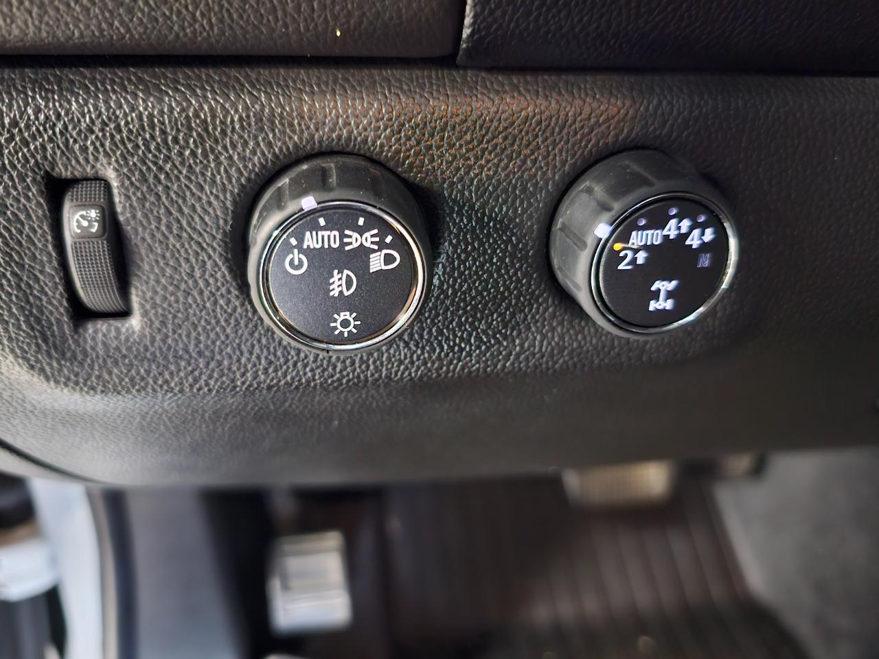 GMC Canyon 4WD Crew Cab 128.3" Denali 2019