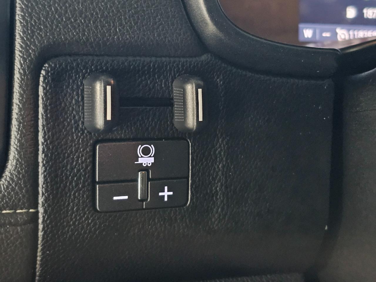 GMC Canyon 4WD Crew Cab 128.3" Denali 2019