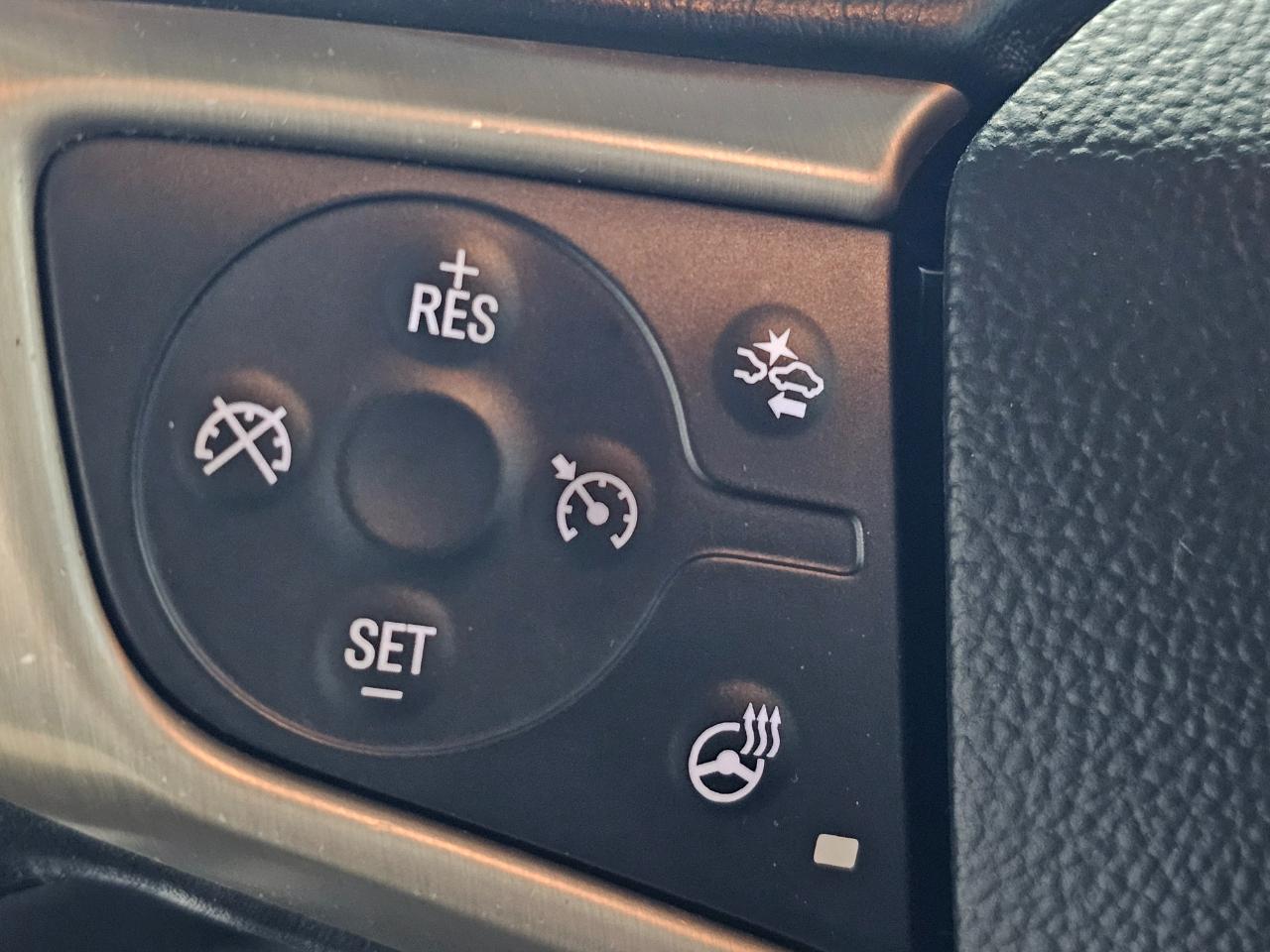 GMC Canyon 4WD Crew Cab 128.3" Denali 2019