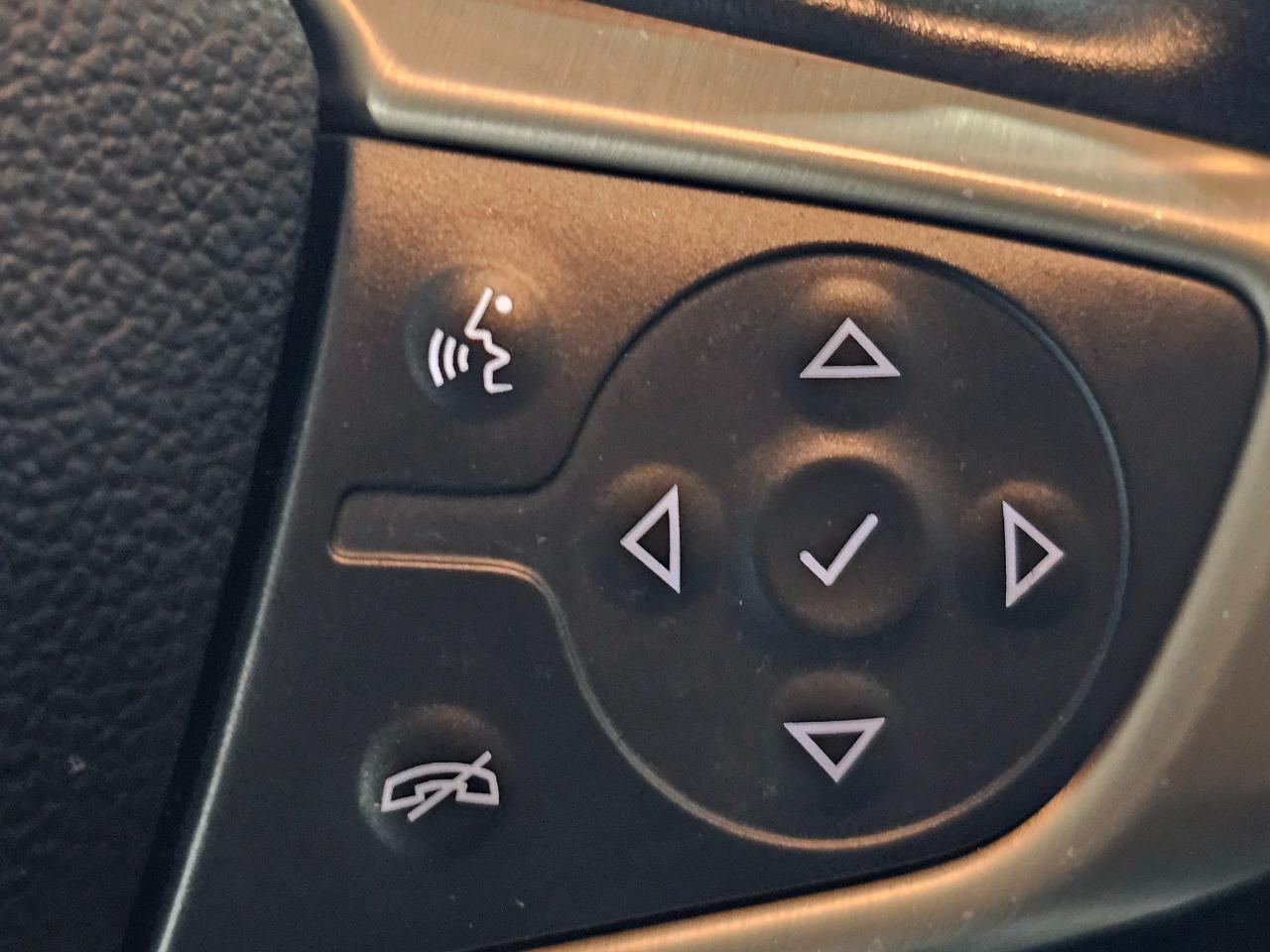 GMC Canyon 4WD Crew Cab 128.3" Denali 2019