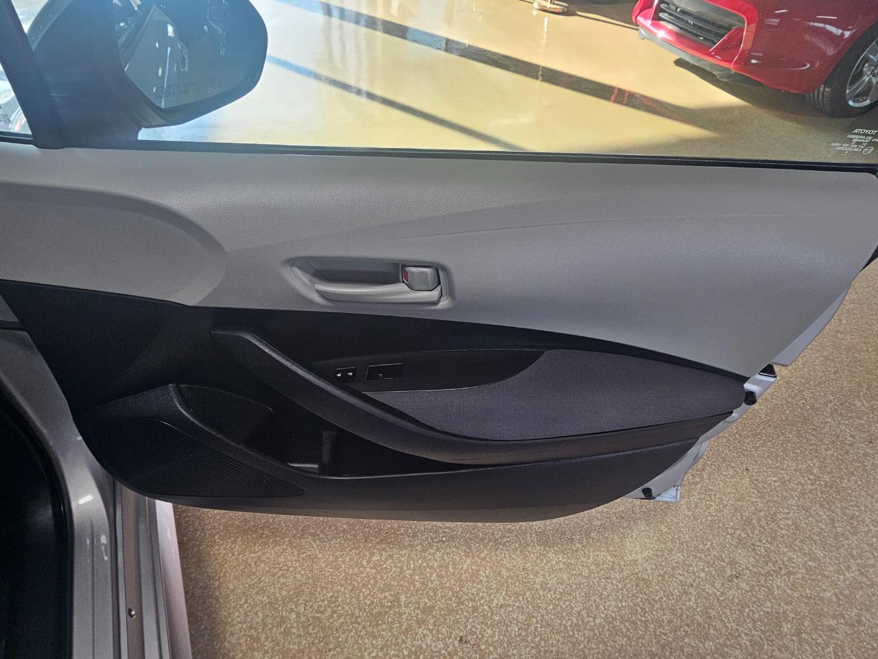 Toyota Corolla LE CVT (Natl) 2023