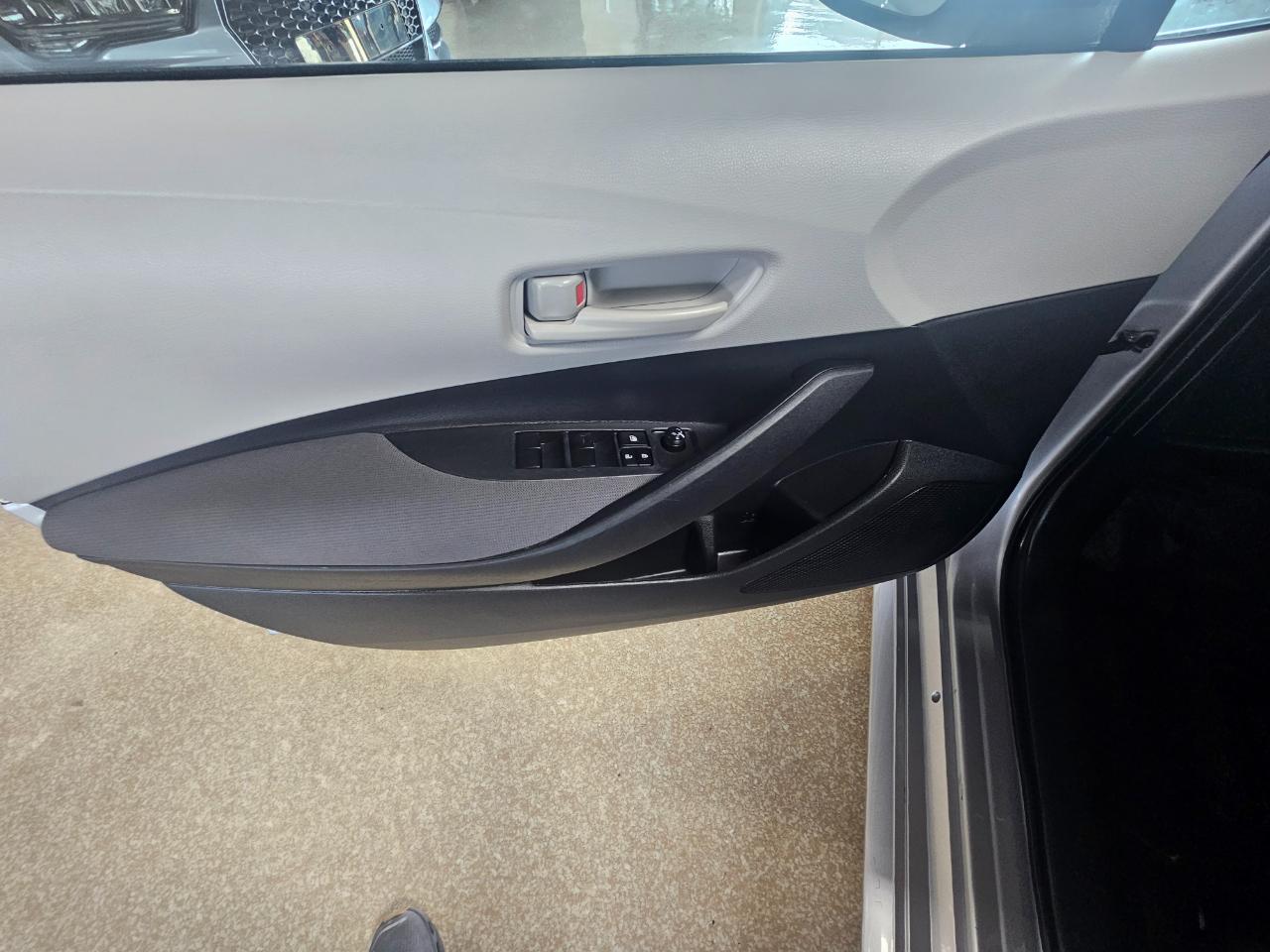 Toyota Corolla LE CVT (Natl) 2023