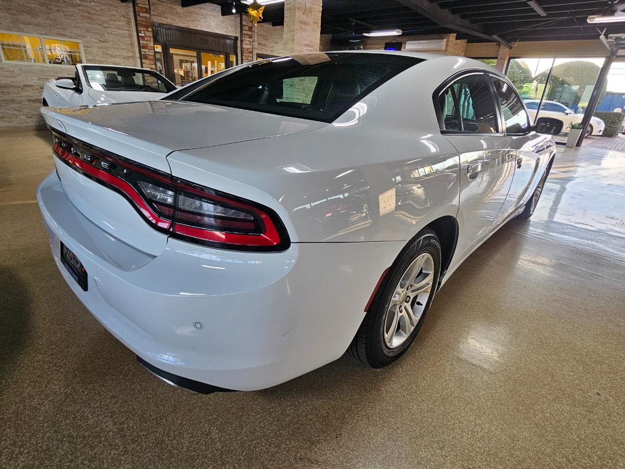 Dodge Charger SXT RWD 2021