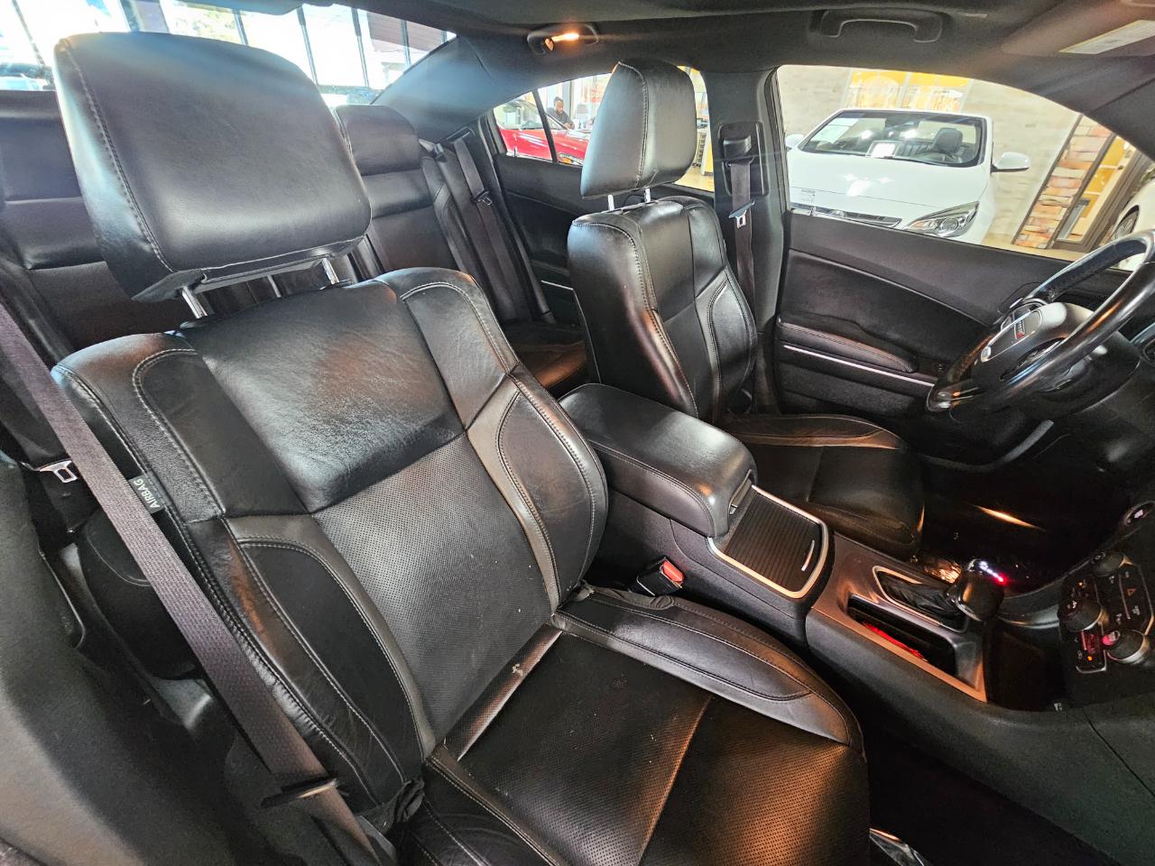 Dodge Charger SXT RWD 2021