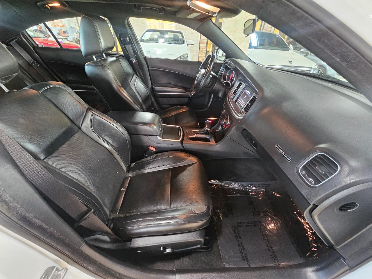 Dodge Charger SXT RWD 2021