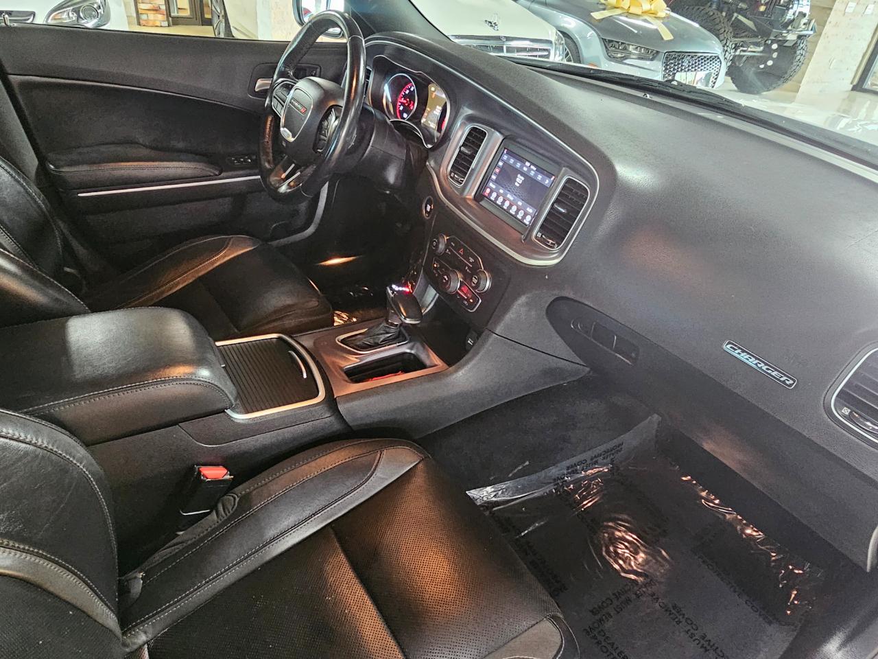 Dodge Charger SXT RWD 2021