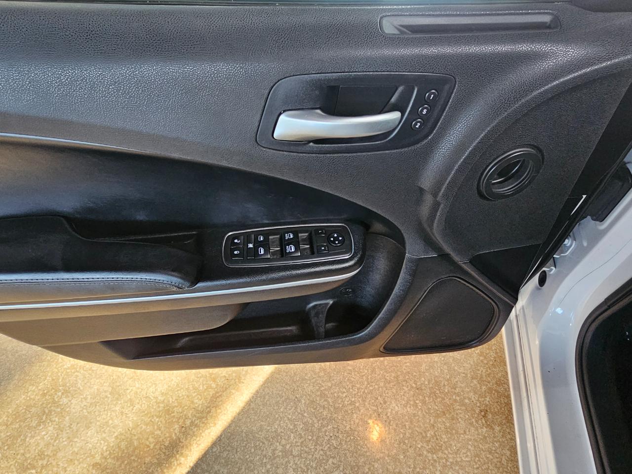 Dodge Charger SXT RWD 2021