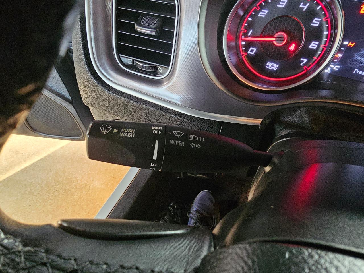 Dodge Charger SXT RWD 2021