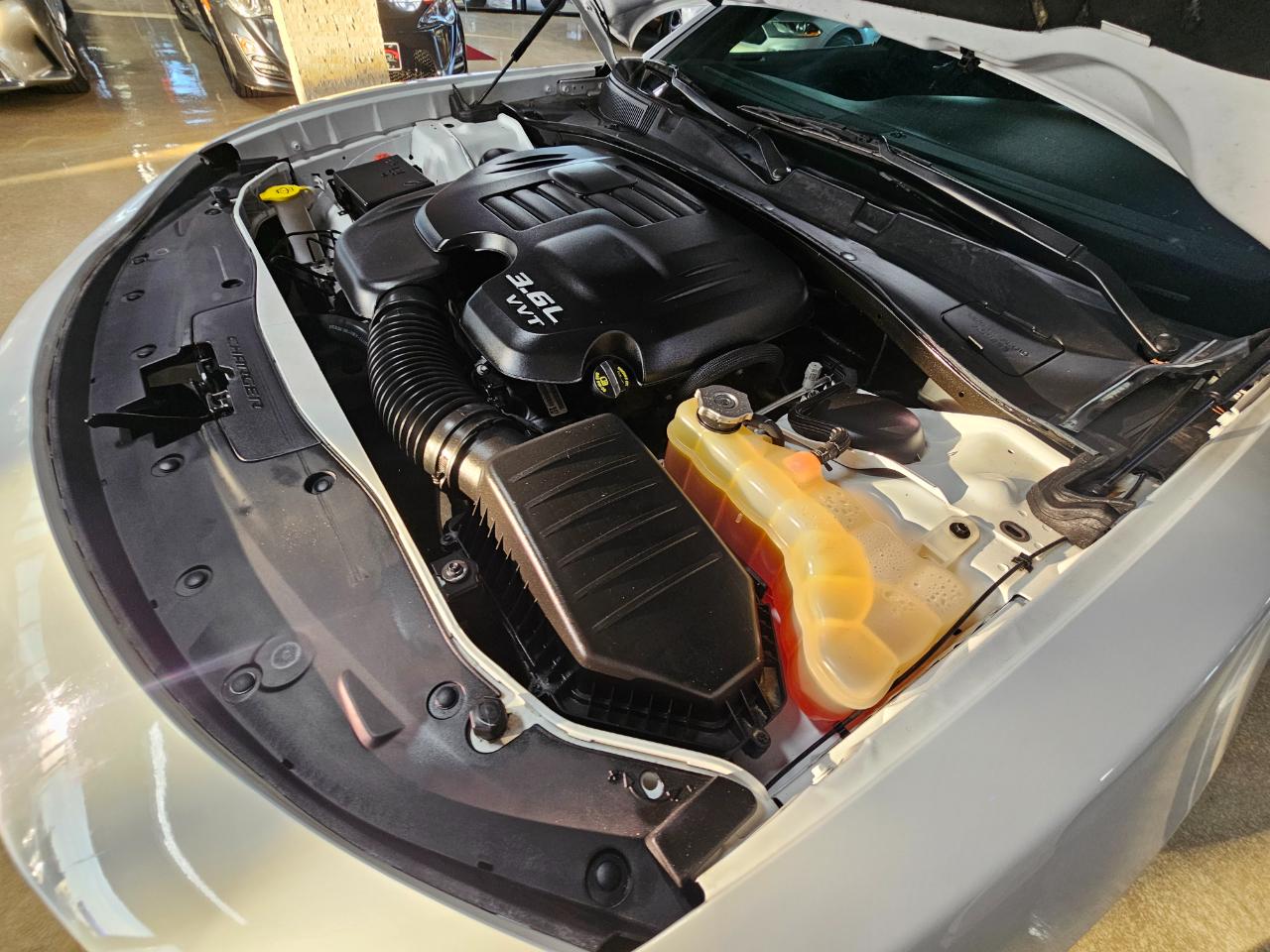 Dodge Charger SXT RWD 2021