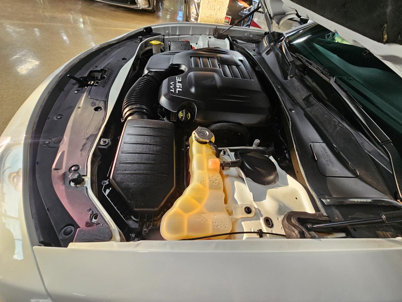 Dodge Charger SXT RWD 2021