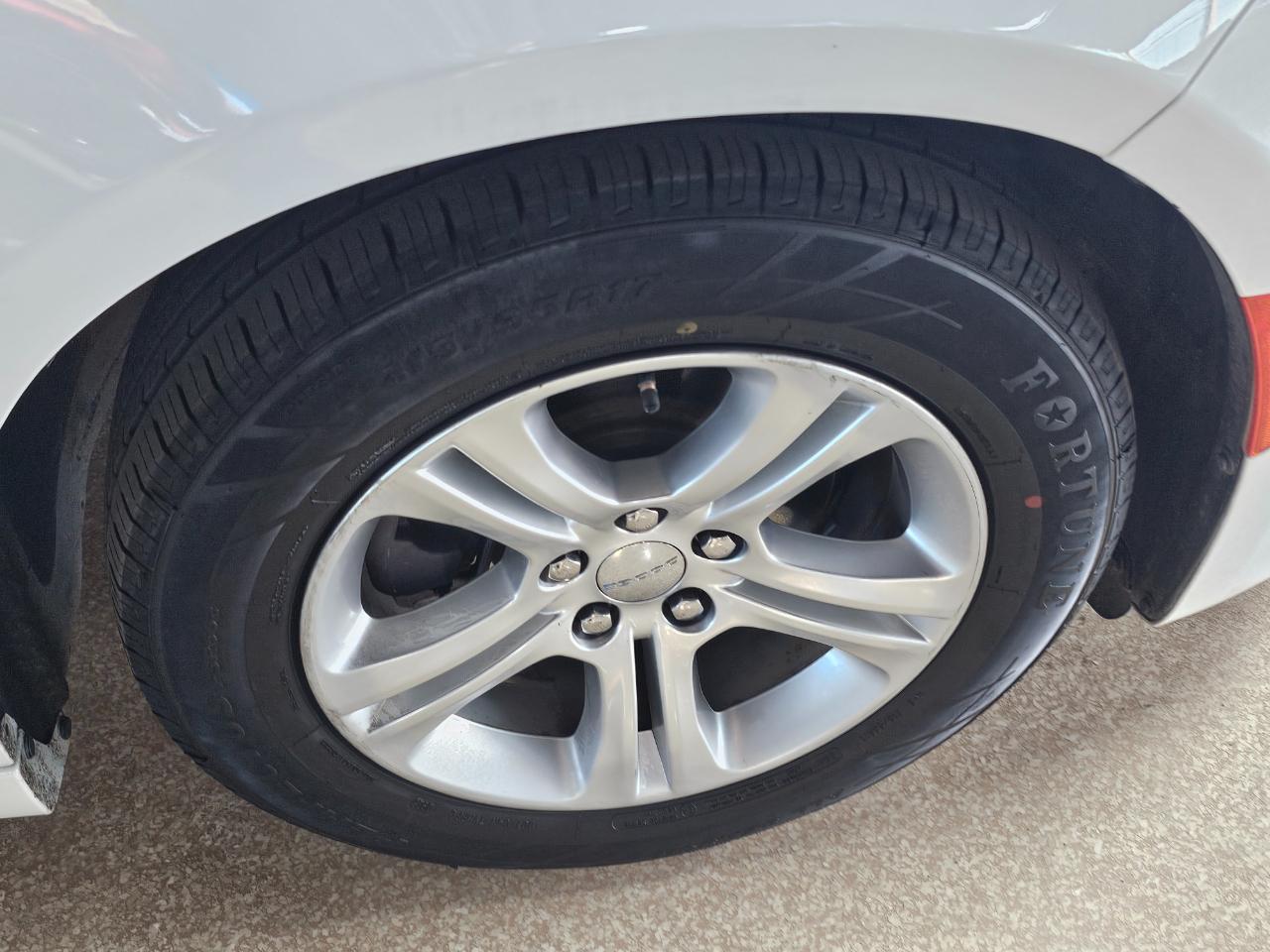 Dodge Charger SXT RWD 2021