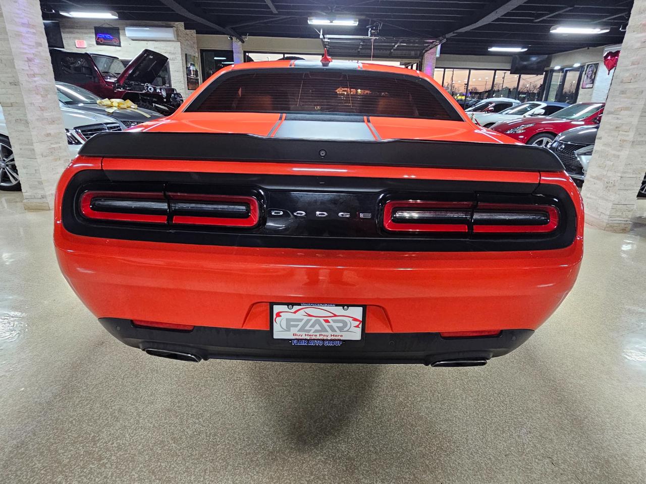 Dodge Challenger SXT Plus Coupe 2017