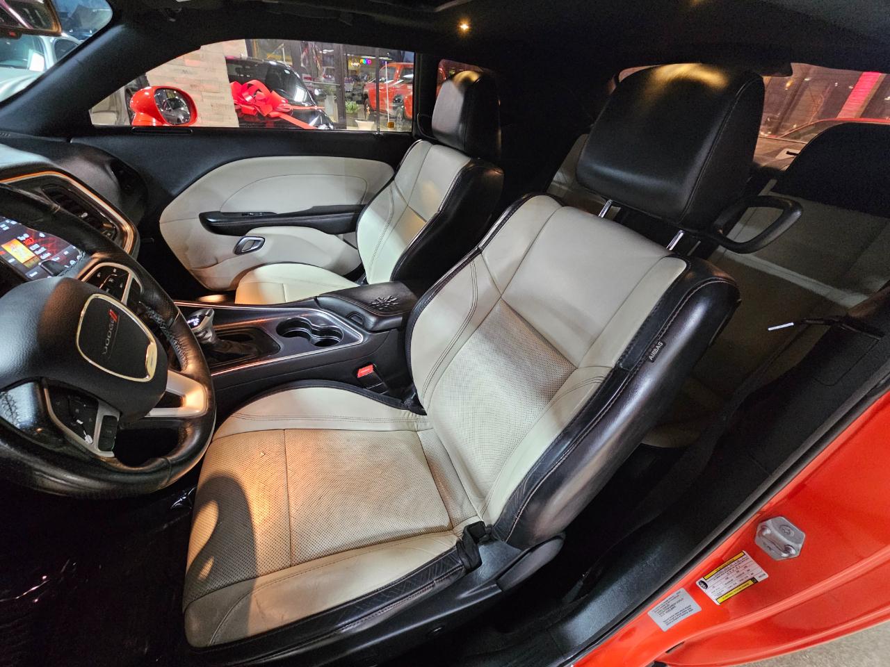 Dodge Challenger SXT Plus Coupe 2017