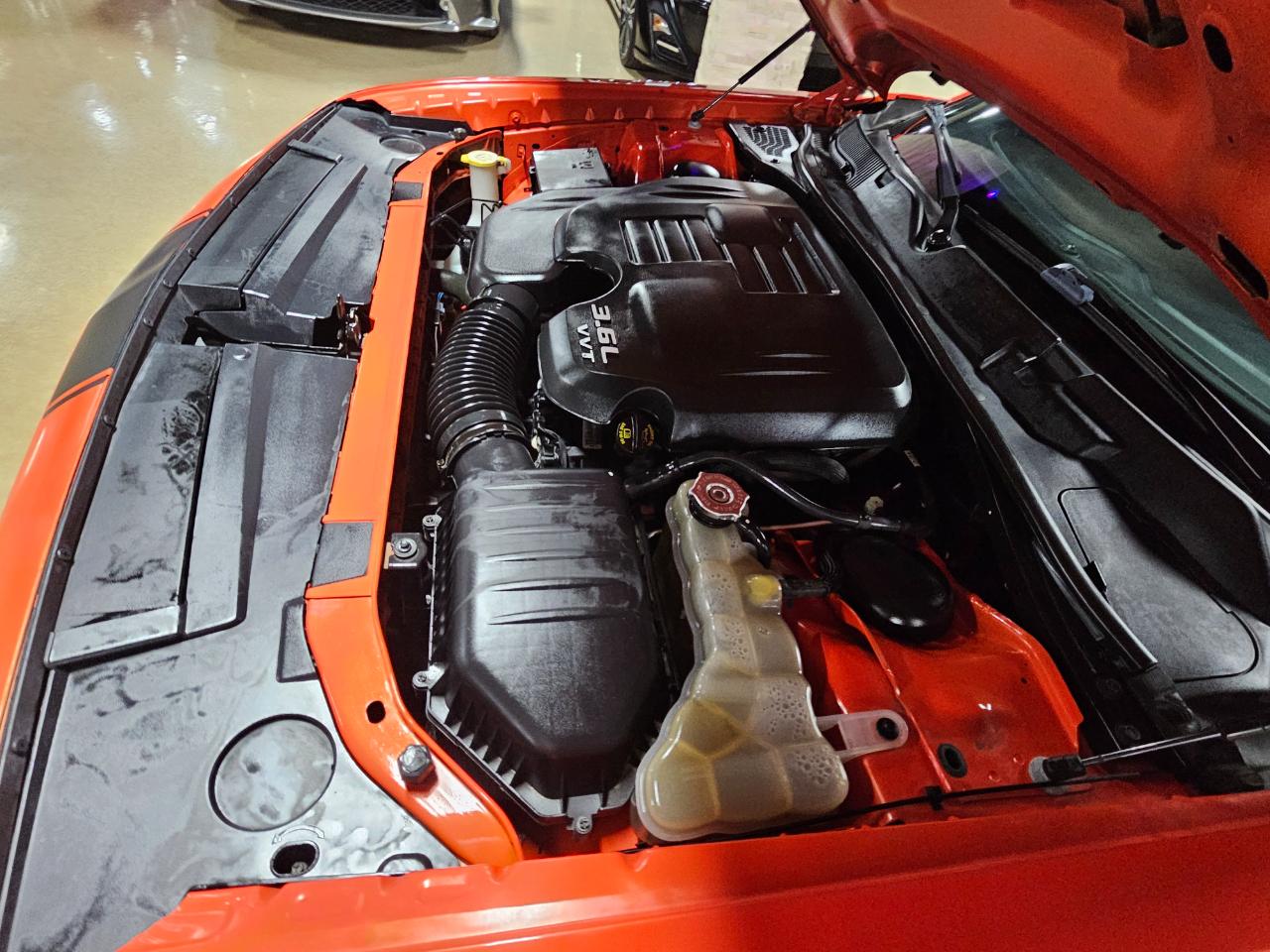 Dodge Challenger SXT Plus Coupe 2017