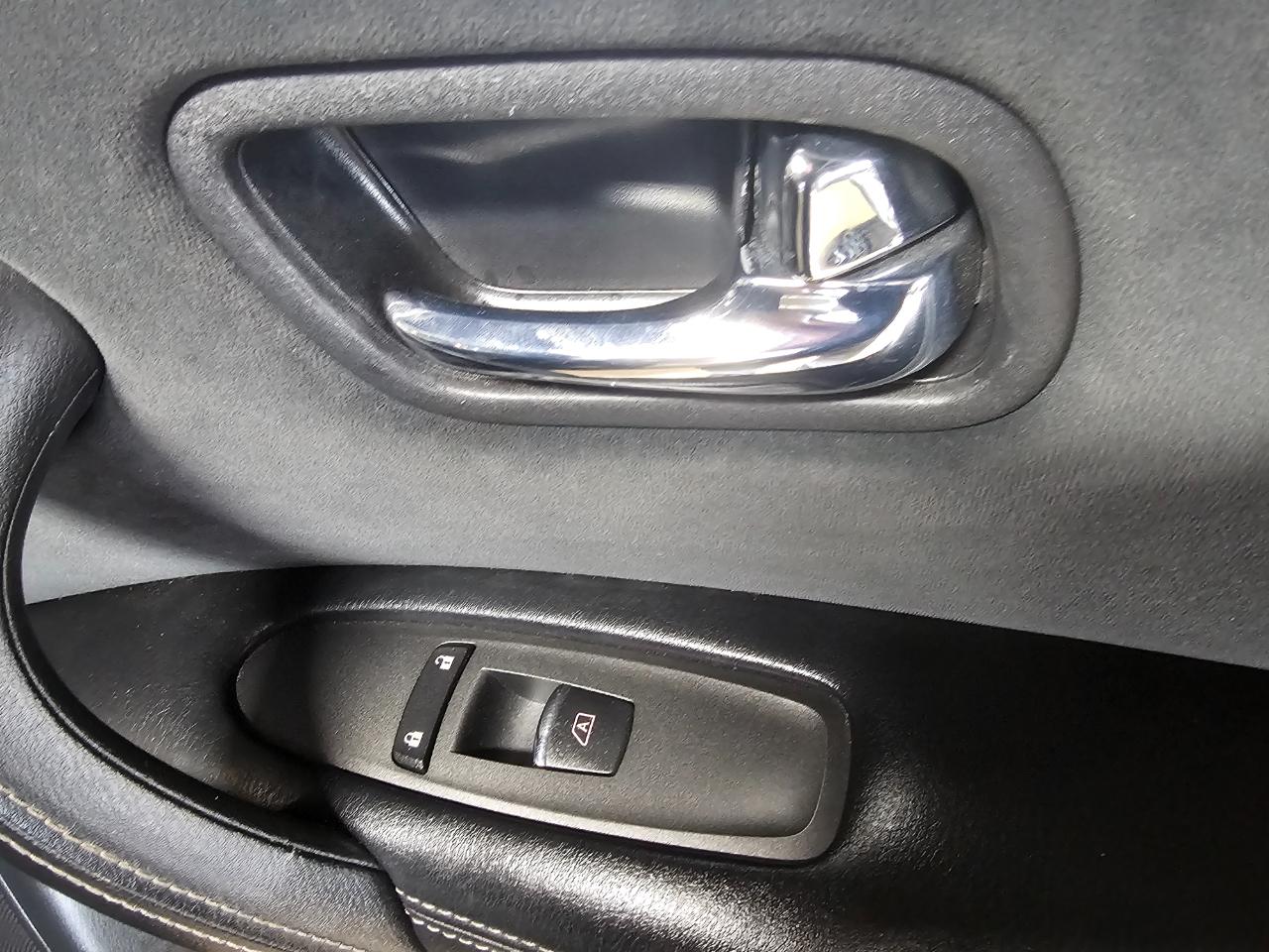 Nissan Armada 4x4 SV 2019